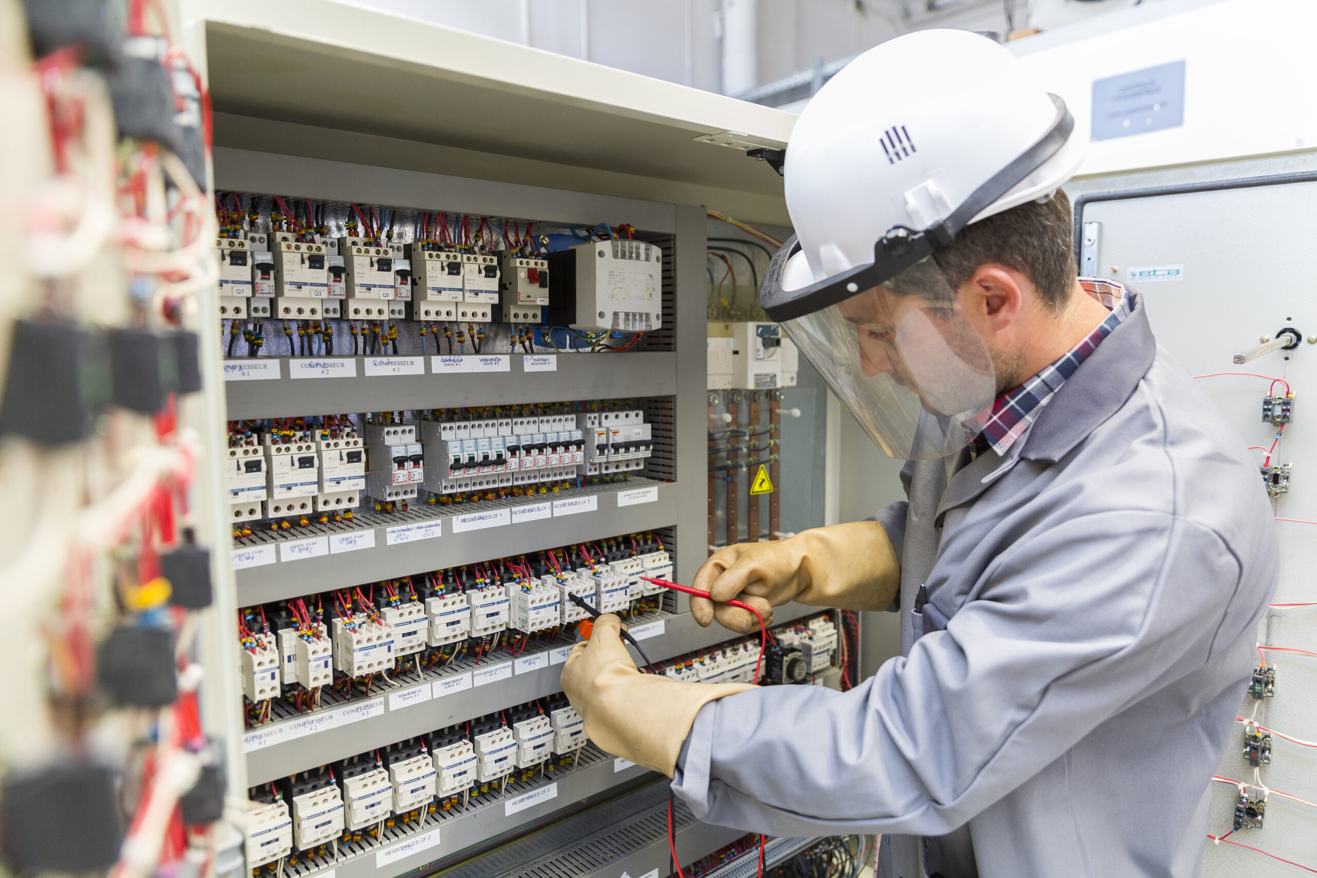 Nilüfer Büyükbalıklı Mahallesi Elektrikçi