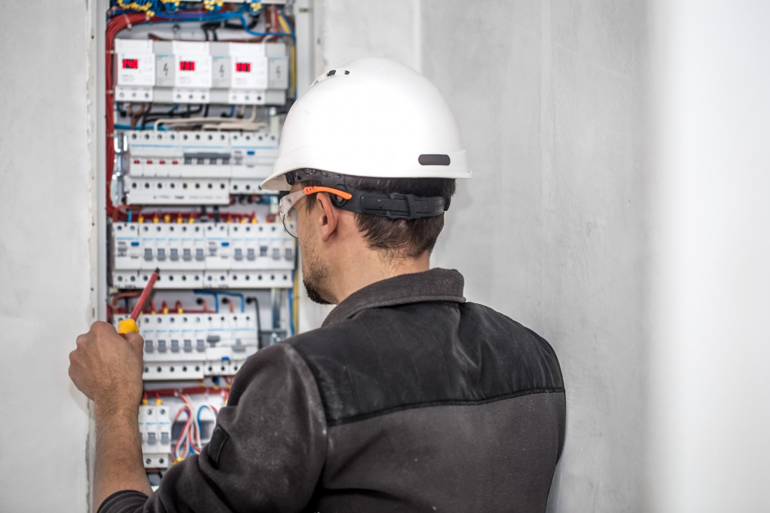 Nilüfer İrfaniye Mahallesi Elektrikçi