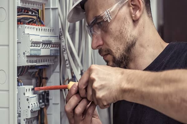 Yıldırım Yediselviler Mahallesi Elektrikçi